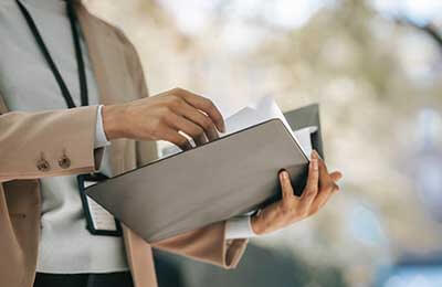 入黨介紹人意見(jiàn)例文